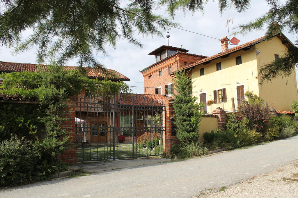 Il Palazzetto Villa Clavesana Exterior photo