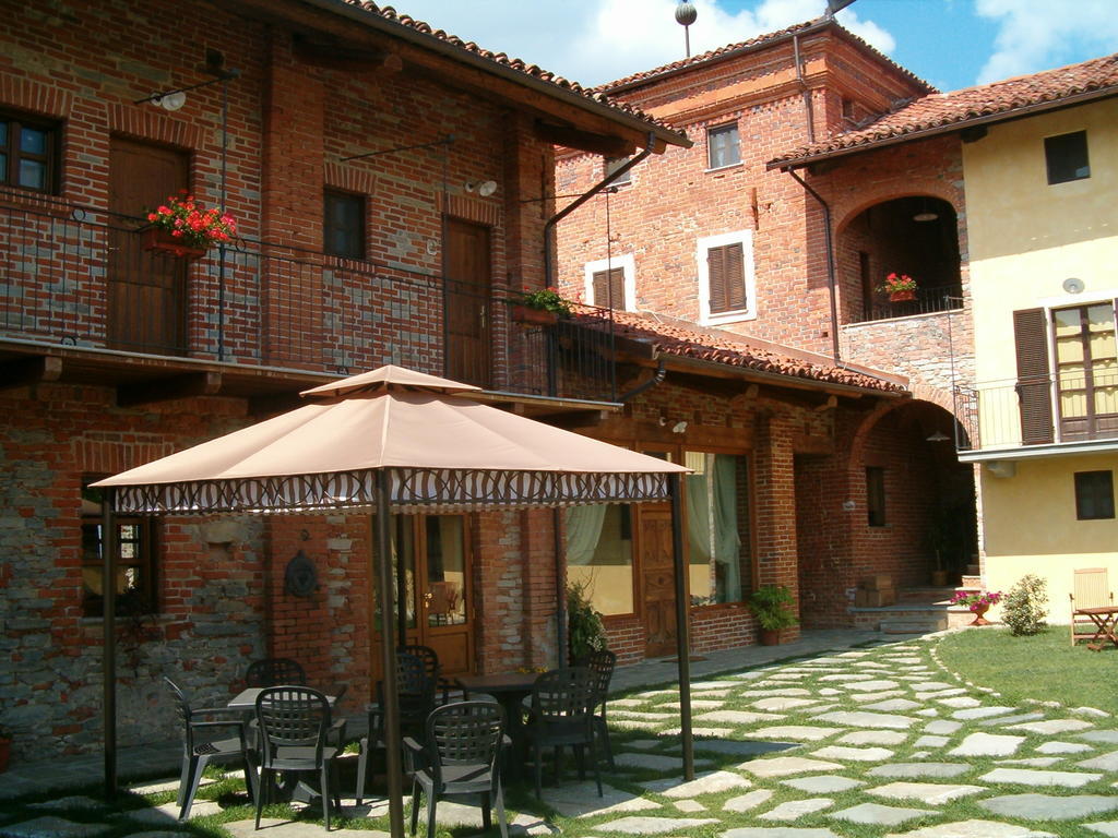 Il Palazzetto Villa Clavesana Exterior photo